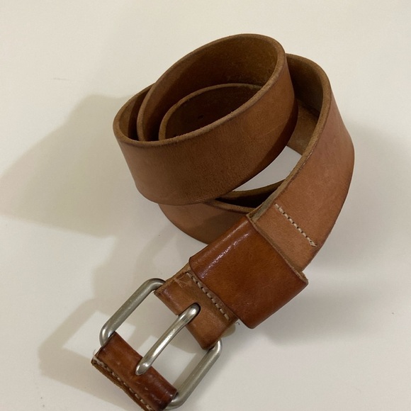 CLUB MONACO MEN GENUINE 1 1/2 INCHES TAN LEATHER BELT WITH SILVER BUCKLE 34 - Picture 1 of 10